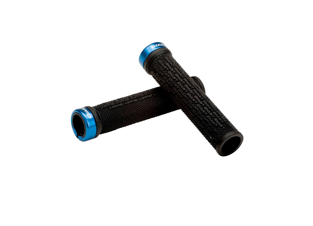 Giant grips new arrivals